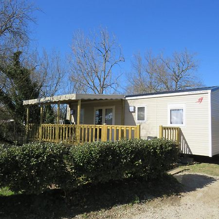 Camping Les P'Tites Maisons Dans La Prairie Sallertaine Eksteriør bilde