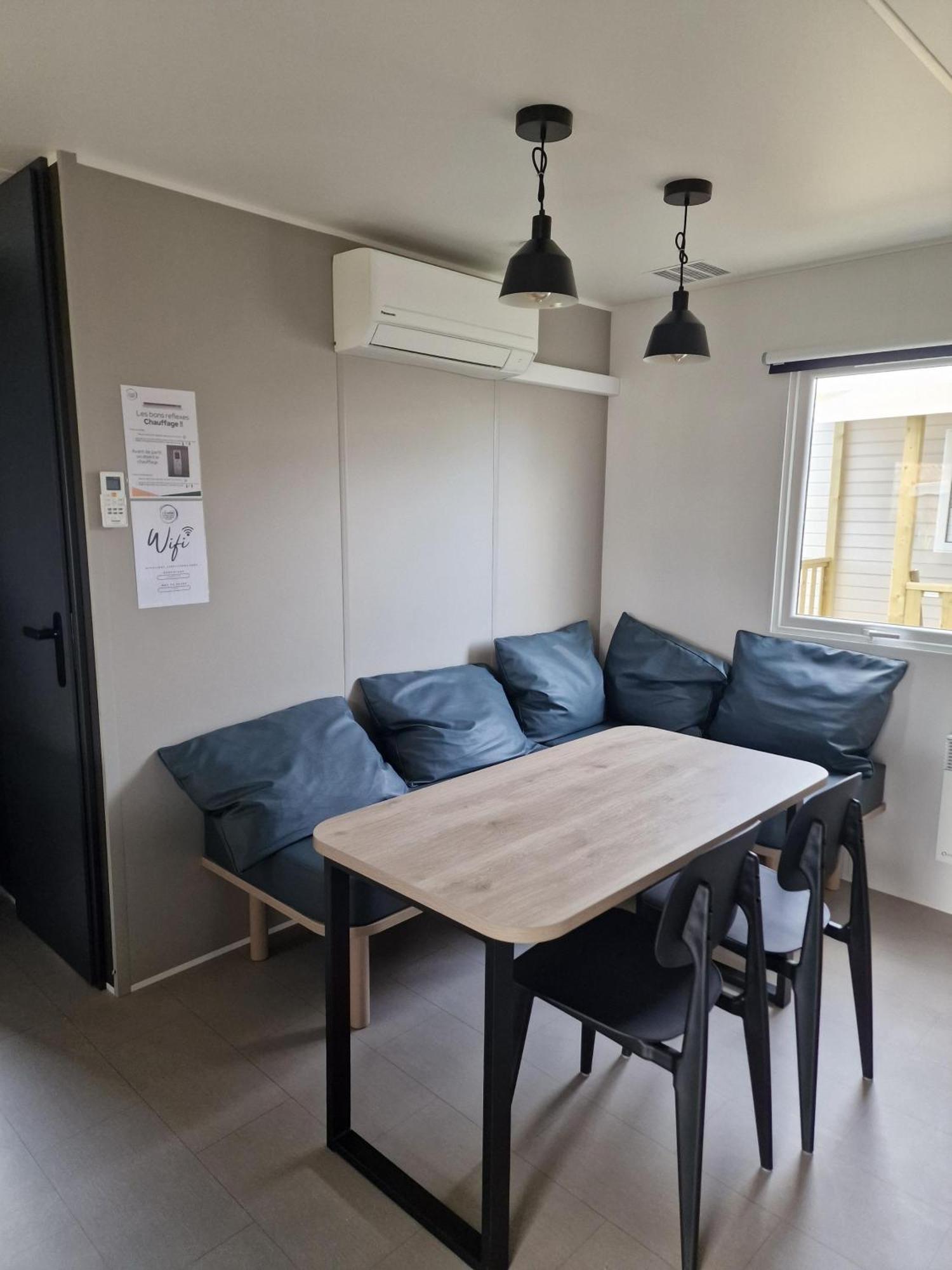 Camping Les P'Tites Maisons Dans La Prairie Sallertaine Eksteriør bilde